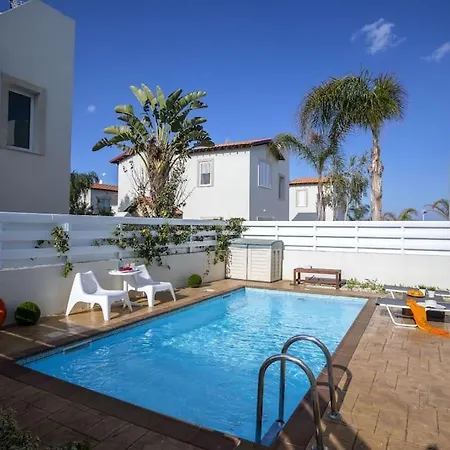 Ekaterina Heights 2 Bdrm * Protaras